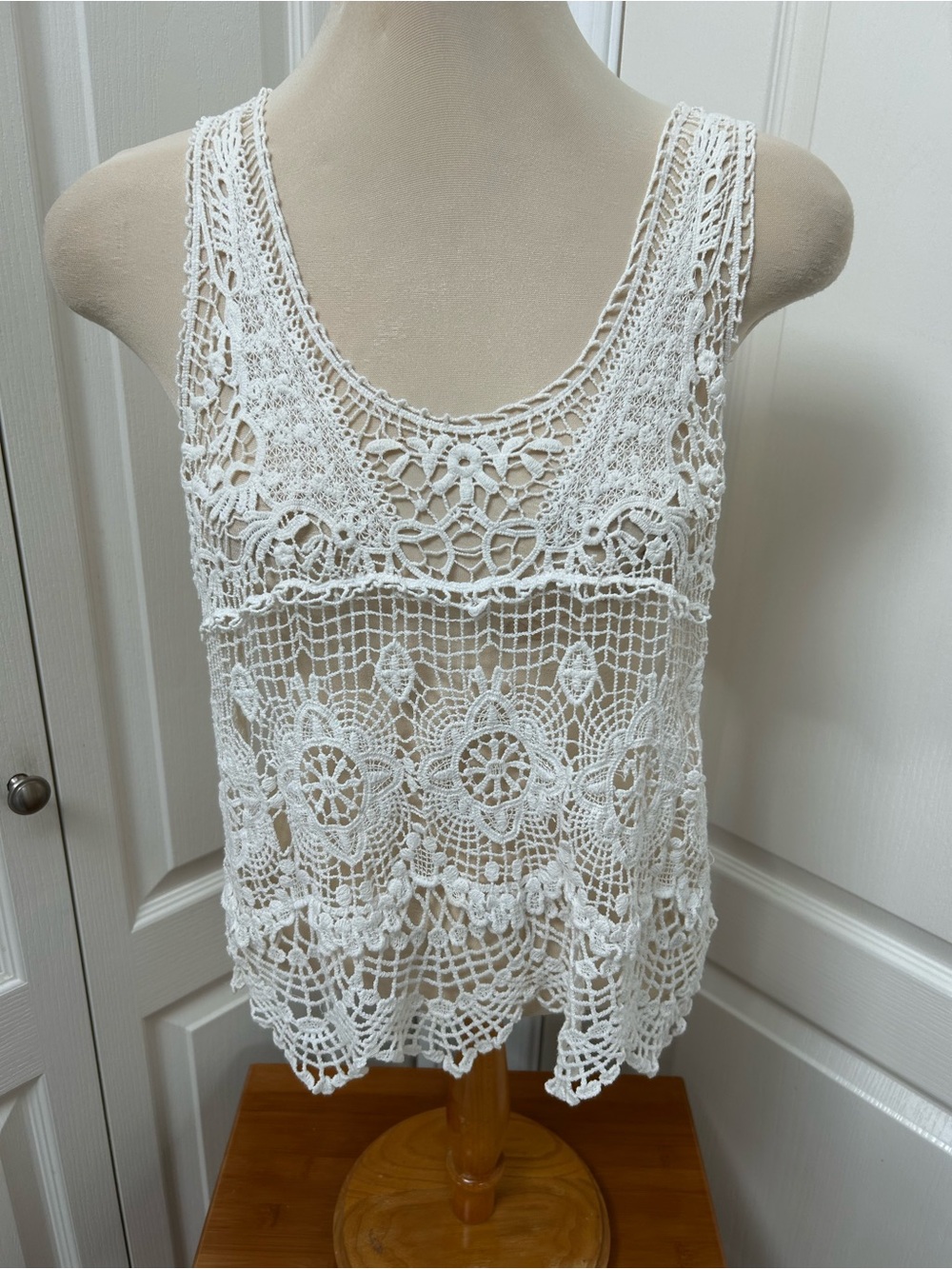 Streetwear Society Cream Crochet Lace Tank Top